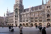 Marienplatz, Neues Rathaus Munich pictures