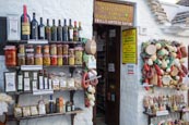 Trulli Souvenir Gifts And Local Products Shop In Alberobello, Puglia, Italy