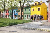 Thumbnail image of coloured houses of Burano, Veneto, Italy