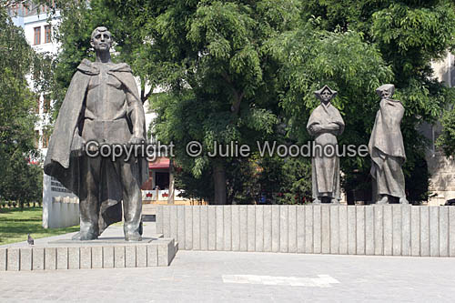 statue, Bratislava photographs