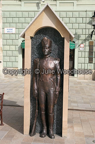 statue on Hlavn&eacute; N&aacute;mestie, Bratislava images