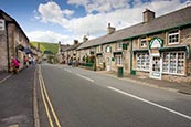 Thumbnail image of Castleton village, Derbyshire